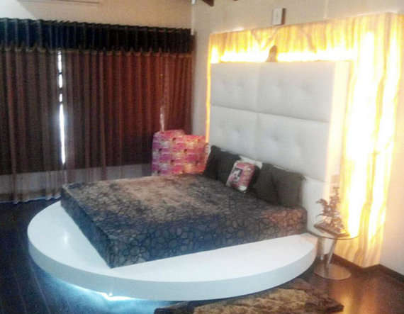 જેયશ રાદડિયાના વૈભવ વિલાનો અંદરનો નજારો