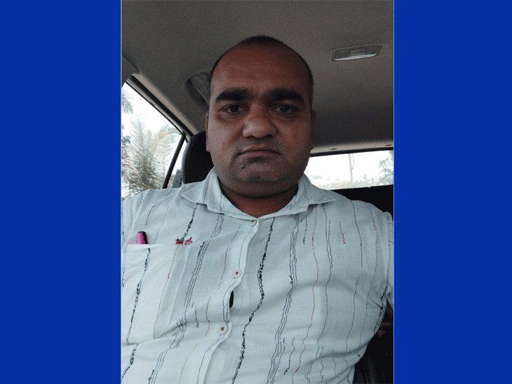 પાડોશી પરિવારના સભ્યોને હોસ્પિટલ ખસેડનાર મિતેષ પટેલ.